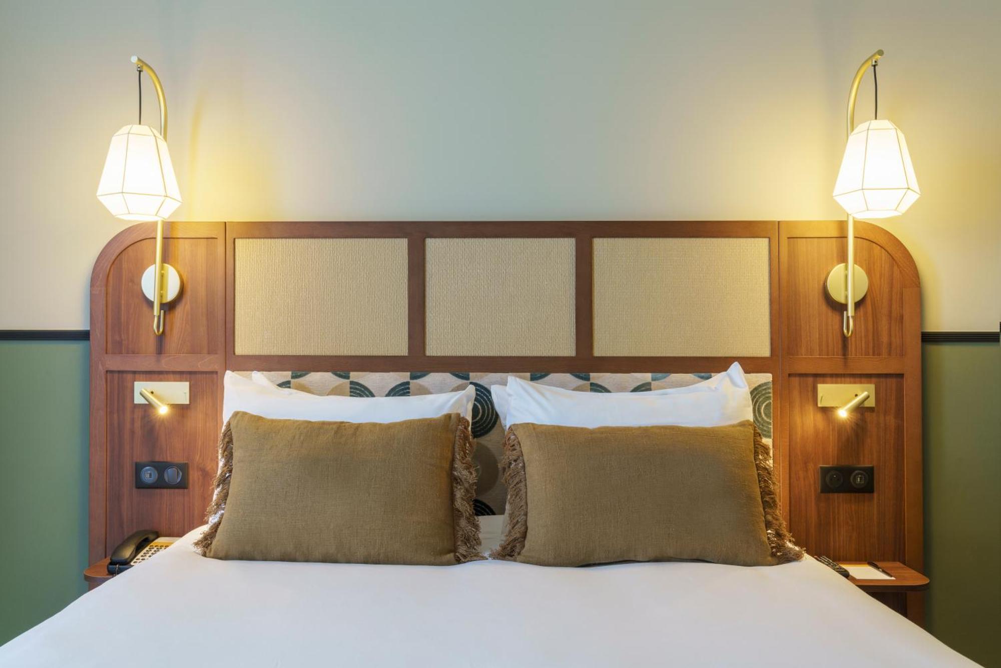 Voco Paris - Porte De Clichy By Ihg Екстериор снимка