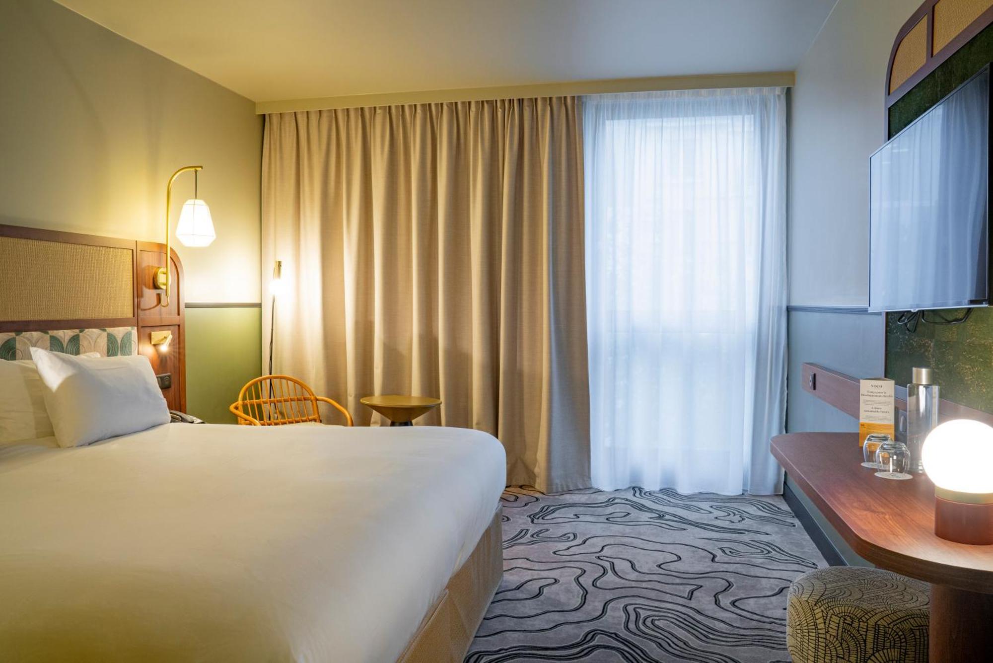 Voco Paris - Porte De Clichy By Ihg Екстериор снимка