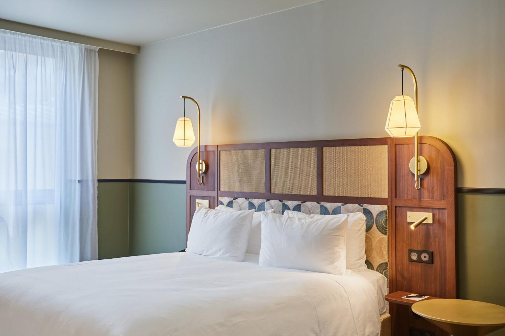 Voco Paris - Porte De Clichy By Ihg Екстериор снимка