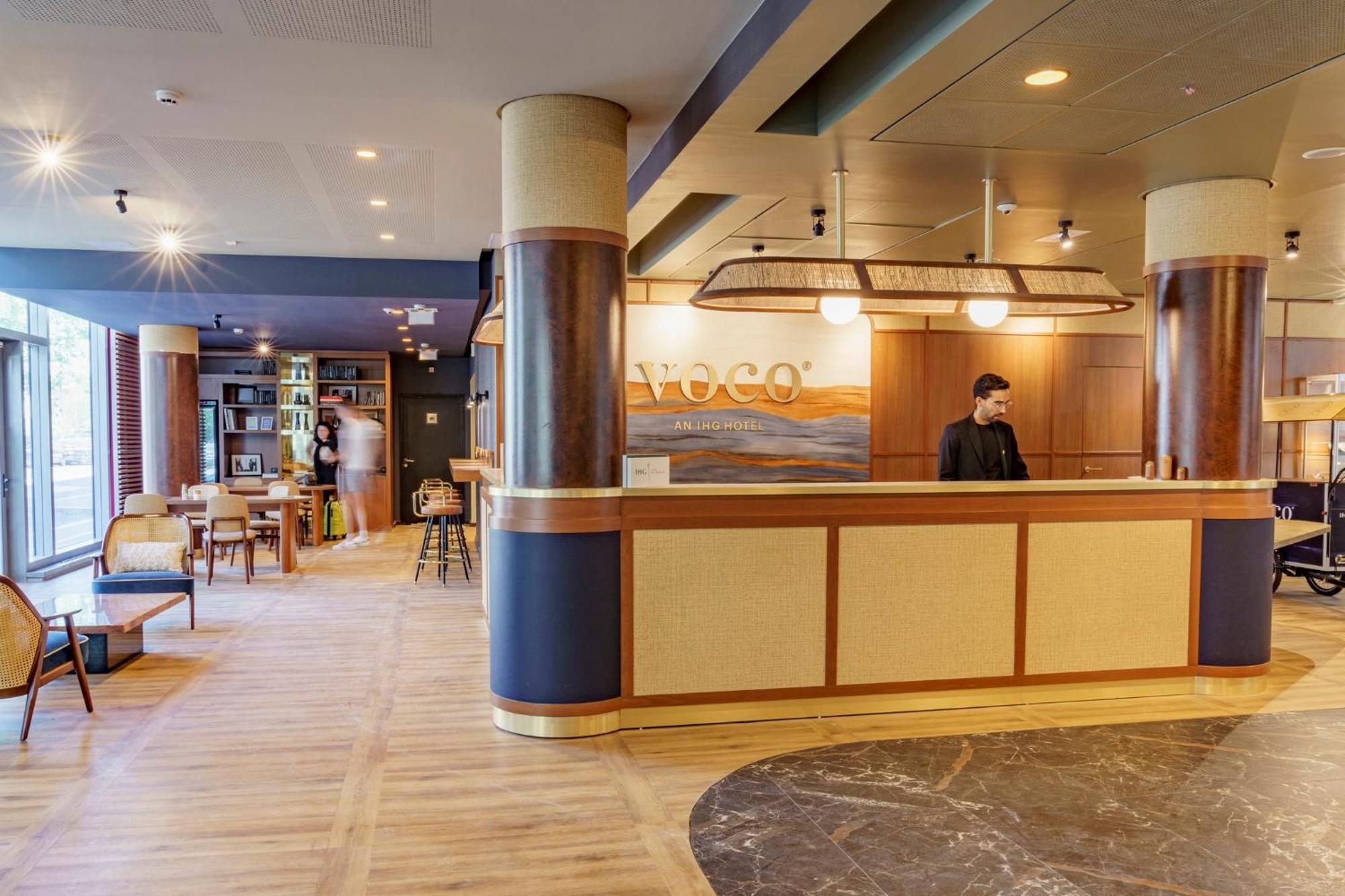 Voco Paris - Porte De Clichy By Ihg Екстериор снимка