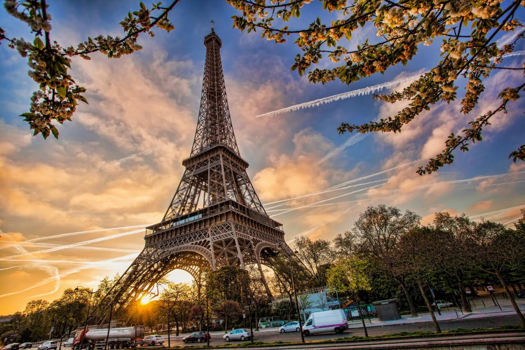 Voco Paris - Porte De Clichy By Ihg Екстериор снимка