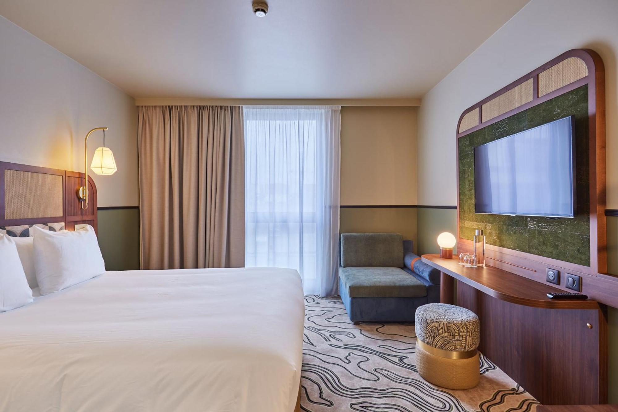 Voco Paris - Porte De Clichy By Ihg Екстериор снимка